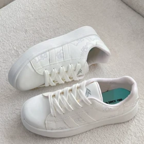 ونس کیتی پلاس 4349