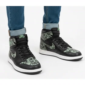 کتانی ساق‌دار جردن وان طرح دار