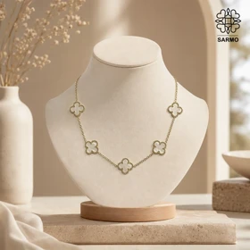 گردنبند استیل ونکلیف پنج گل سفید طلایی گل کد 509428009