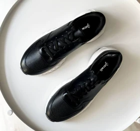 کفش اسپرت زنانه مدل Stradivarius Sneakers - SKG61