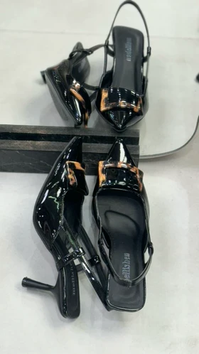 643 - پاشنه گل مربع 643