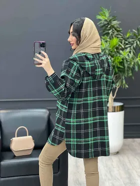 شکت کلاه دار دکمه چوبی
