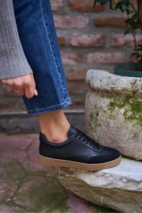 کتانی زنانه madamra madamra