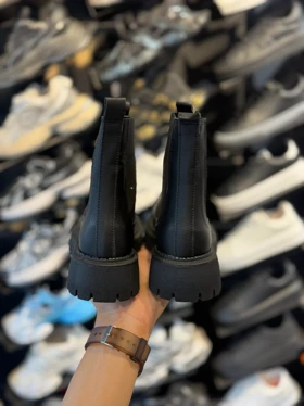 نیم بوت زنانه کش دار طرح برشکا