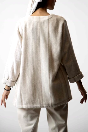 مانتو پایین گرد چاک‌دار