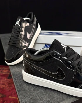 کتانی جردن وان