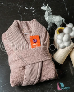 حوله تن پوش لوکاس رنگ نسکافه ای