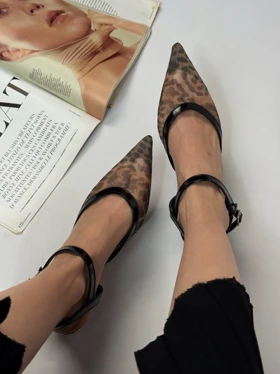 پاشنه ورنی 4074