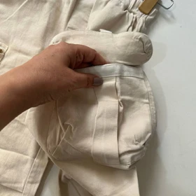 شلوار کتان وارداتی بچه گانه زیپ‌دار و بغل دکمه دار