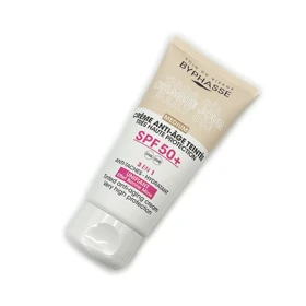 ضد آفتاب ضد پیری رنگی بایفاس SPF 50 مدل Medium مناسب انواع پوست حجم 50 میلی‌لیتر