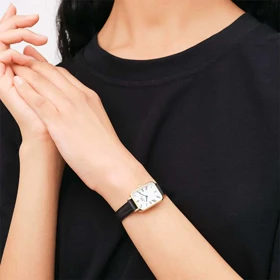 ساعت DW زنانه مستطیلی بند چرمی طلایی سفید ایندکس یونانی DW-5523-L