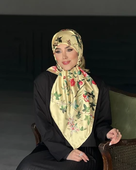 روسری دست دوز ساتن ابریشم