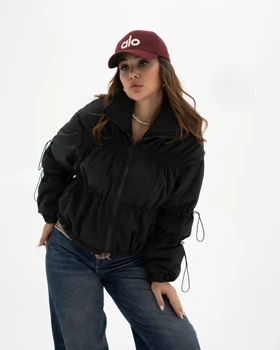 کاپشن کراپ زنانه پفکی قد 55 داخل پشم‌شیشه یقه ایستاده