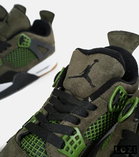 کتانی ساق‌دار بزرگ پا سبز Nike air jordan 4