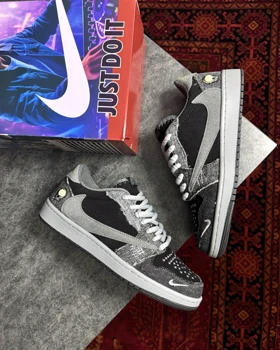 کتانی جردن تراویس وودو