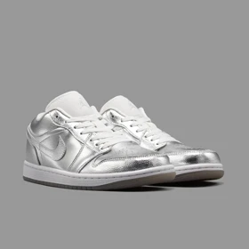 نایکی جردن 1 نقره ای ساق کوتاه Nike Air Jordan 1 Low OG Metallic Silver