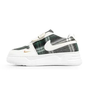 کفش ورزشی زنانه Nike