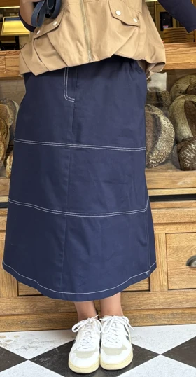 دامن کتان صبا