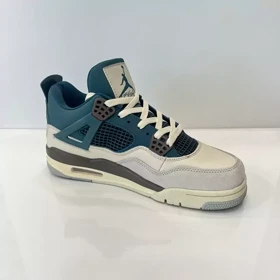 کتانی مردانه و زنانه نایک جردن Jordan 4 کیفیت مستر کرم سبز