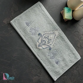 حوله دستی سرمه دوزی داماس رنگ طوسی سبز