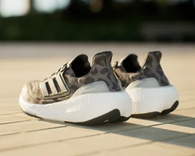 کفش دویدن Adidas Ultraboost Light PC_ID3274