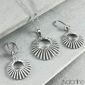 نیم ست مدل خورشیدی نگین‌دار 10178