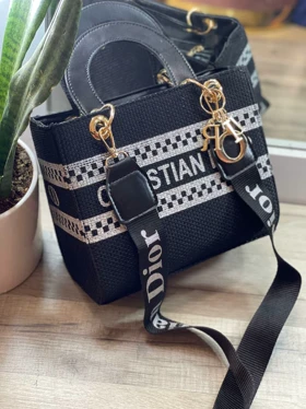 کیف دیور کنفی