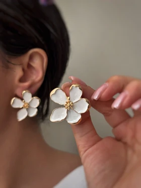 گوشواره های گل مینا کاری