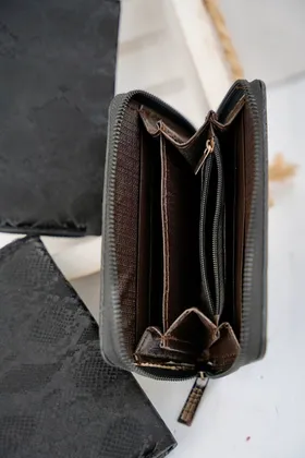 کیف پول زنانه