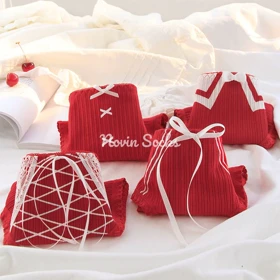 شورت قرمز طرح کلارا (سایز 38 الی 42)