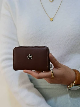 جاکارتی اسپرت بنو مدل لارا کد BENO 4454 (شکلاتی)