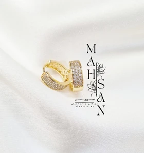 گوشواره زنانه حلقه نگینی طرح طلا مینیمال