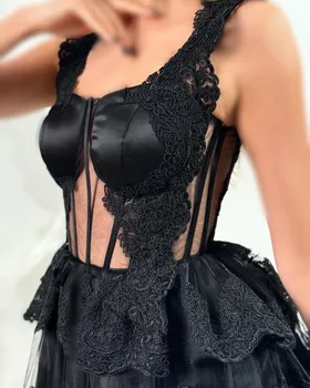 پیراهن عروسکی