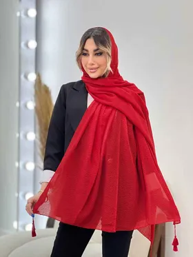 شال پلیسه منگوله‌دار