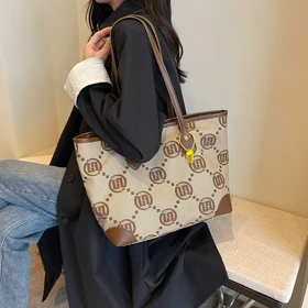 کیف وارداتی