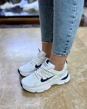 کتانی نایک سارینا