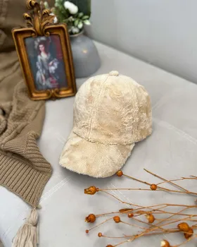 کلاه کپ تدی در چهار رنگ