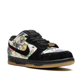 کتانی نایک اس بی دانک بدون ساق سوپریم راملزی Nike Supreme SB Dunk Low "Rammellzee" sneakers