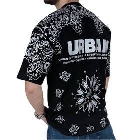 تیشرت آستین کوتاه مردانه باکسی مشکی طرح URBAN