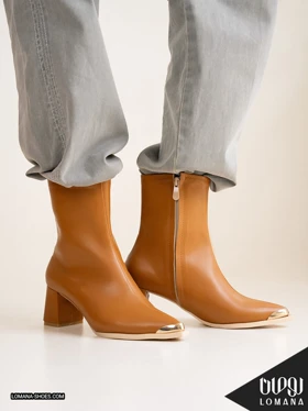 بوت پاشنه جلو خوکی لومانا - کد 2598