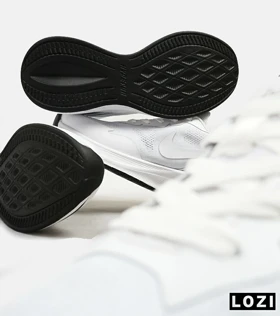 کفش کتانی مردانه و زنانه سفید مشکی Nike air zoom
