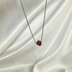 گردنبند توت فرنگی