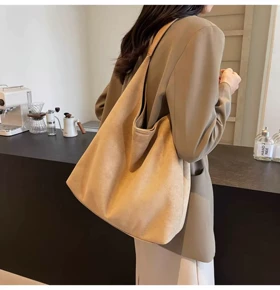 کیف جیر بند چرمی هوبو 50142
