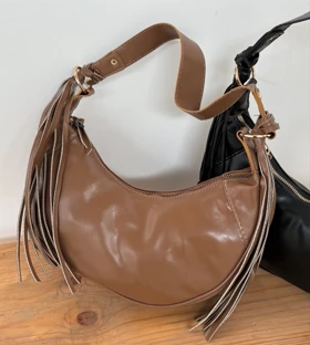 کیف هلالی زنانه ریش ریش