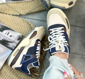 کتانی زنانه ورزشی نایکی جردن 4 (برند کاپلان)