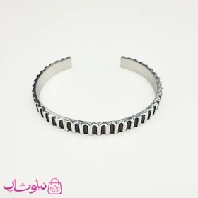 دستبند بنگل مردانه مدل مارش مشکی نقره ای کد 370