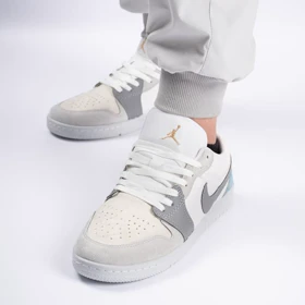 کفش کتانی اسپرت مردانه رنگ سفید طوسی مدل نایک NIKE Jordan 1 low