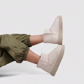 کفش بوت زنانه مدل 0502 _ UGG Boots