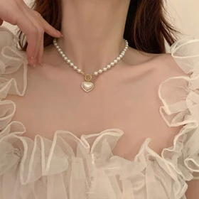 گردنبند طرح قلب مروارید