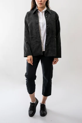 کت مخمل کبریتی برش‌دار زنانه